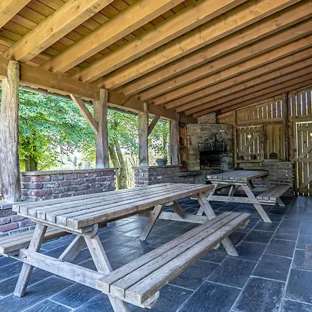 Les Vieilles Pierres Holiday home *